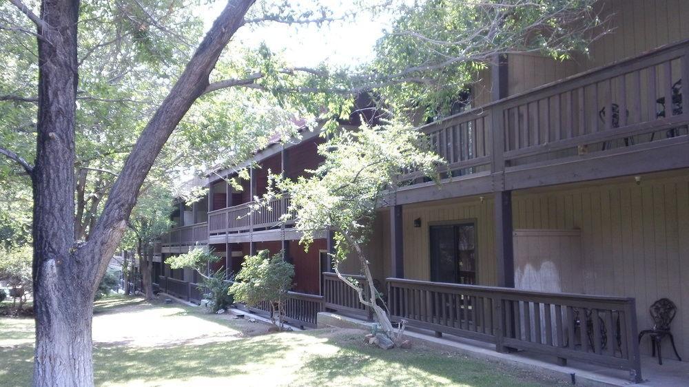 Bonnie Springs Ranch Motel Blue Diamond エクステリア 写真
