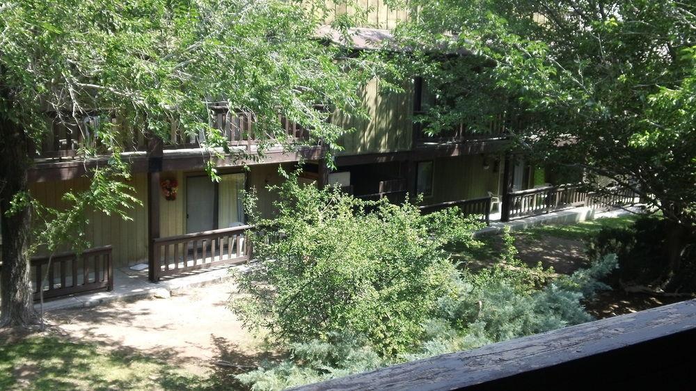 Bonnie Springs Ranch Motel Blue Diamond エクステリア 写真