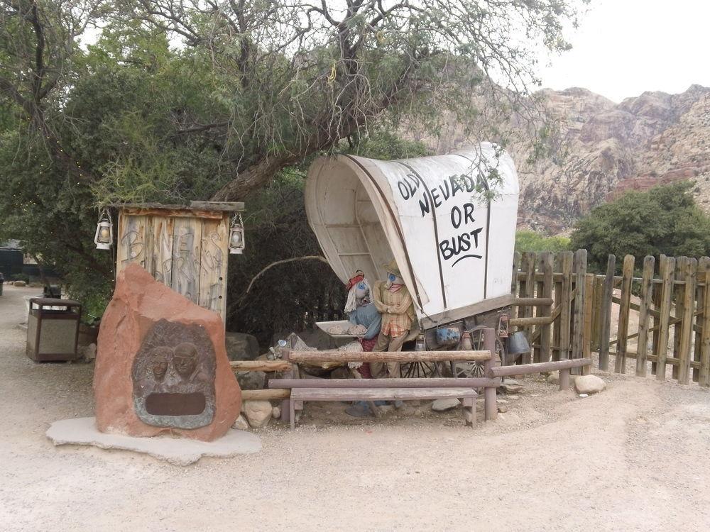 Bonnie Springs Ranch Motel Blue Diamond エクステリア 写真