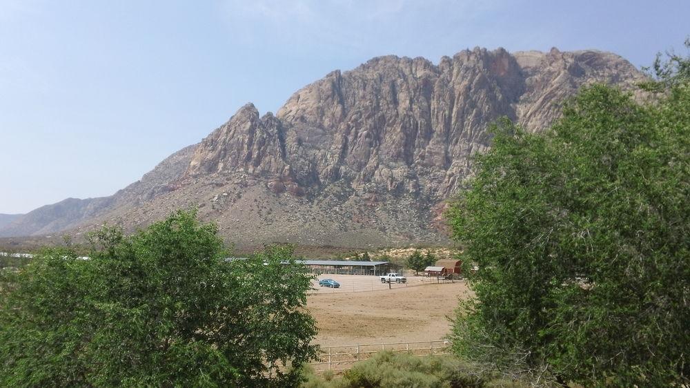 Bonnie Springs Ranch Motel Blue Diamond エクステリア 写真