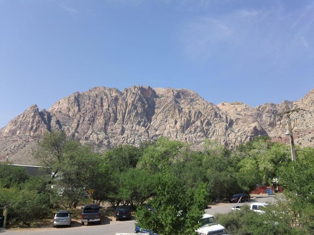 Bonnie Springs Ranch Motel Blue Diamond エクステリア 写真