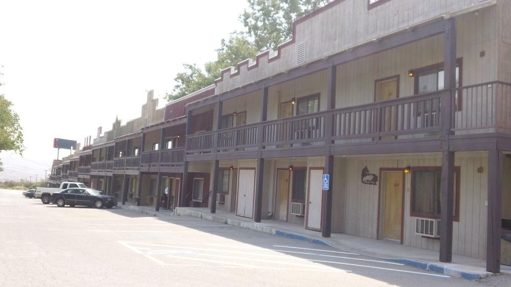 Bonnie Springs Ranch Motel Blue Diamond エクステリア 写真